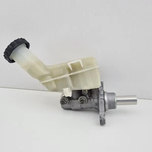 Mitsubishi Outlander Brake Master Cylinder ZG 11/06-09/09 - Picture 1 of 10