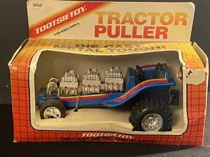 Vintage Tootsietoy 3056 Mean Machine Spielzeug Traktor Abzieher mit Box - Bild 1 von 5