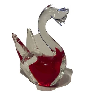 Statuetta cigno vetro rosso e trasparente fermacarte - Foto 1 di 11