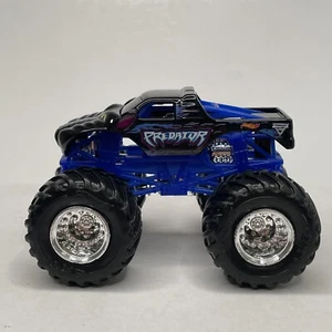 Hot Wheels Monster Jam Trucks Predator 1:64 Black Large Wheels Loose Used - Picture 1 of 4