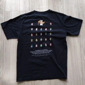 Camiseta Final Fantasy III FF3 x Uniqlo UT Talla JP L (US M) Negra - Imagen 1 de 5