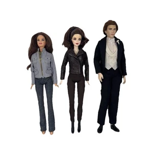 Menge 3 Twilight Edward Bräutigam, Vampir Bella & Mensch Bella Figur Barbies - Bild 1 von 10