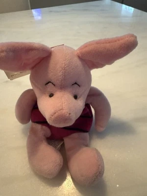 Disney Store Mini Bolsa de Frijoles PIGLET 8" Winnie Pooh Gorro Juguete de Peluche Nuevo con Etiquetas Foto 1 de 3