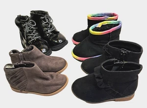 Paket Kleinkind Mädchen Stiefel 3 Größe 6 und 1 Größe 4 adrette Knöchel Freizeit - Bild 1 von 19