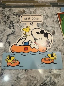Vintage 1971 PEANUTS SCHULZ SNOOPY WOODSTOCK SWIMMING Keep Cool Die-cut  - Picture 1 of 3