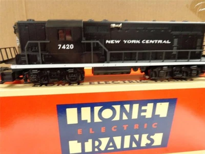 LIONEL 18513- NEW YORK CENTRAL GP-7 DIESEL W/MAGNA-TRACITON - 0/027 - NEW- H1 - Image 1 of 4