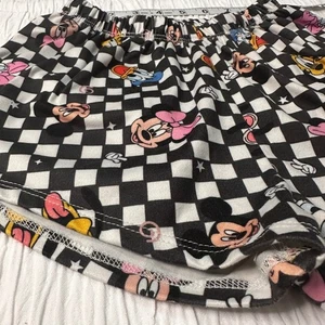 Handmade Elastic Waistband Shorts Black and White Check Disney Fab 5 Girls 6/7 - Picture 1 of 6