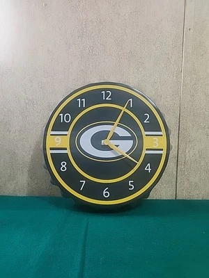 Green Bay Packers Logo Bottlecap Clock Metal - Man Cave Office Decor  - Image 1 of 3