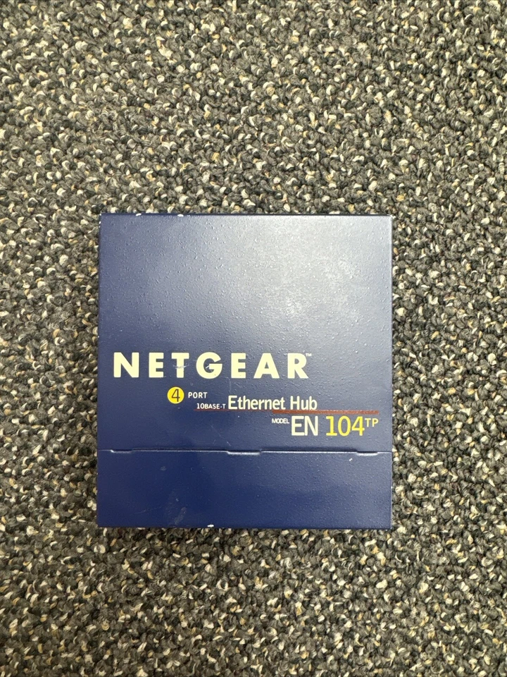Netgear Model EN104TP 4-Port 10 Mbps  Ethernet Hub - Image 1 of 3