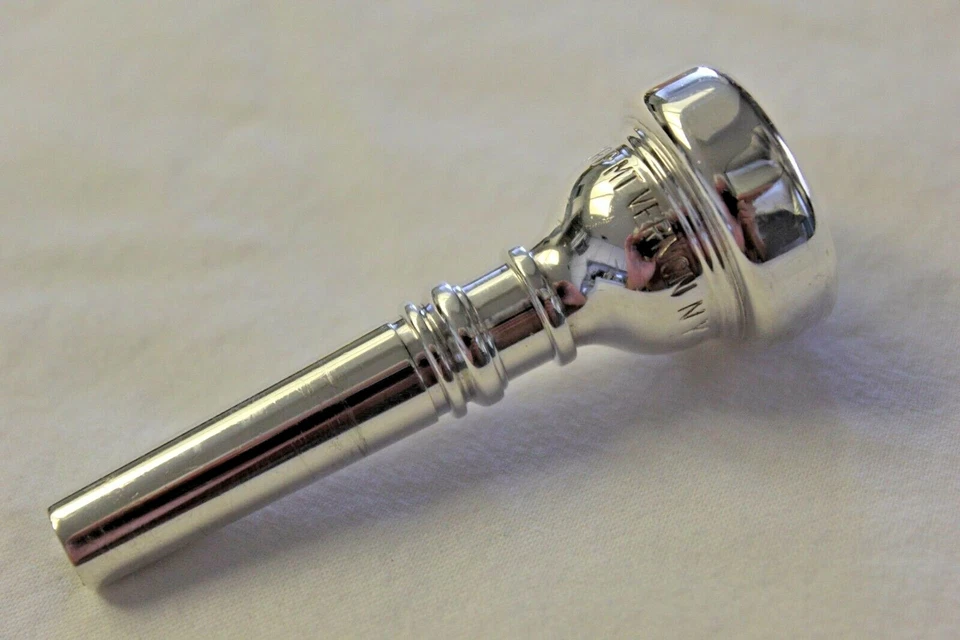  Boquilla Cornet Vintage Vincent Bach Corp. MT Vernon NY, modelo 7C Foto 1 de 4