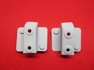 Par de soportes de parachoques trasero AMC JAVELIN Y AMX 1971-1972 Foto 1 de 2