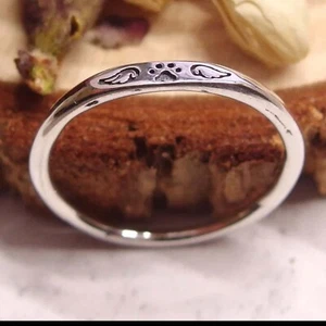 Handmade 925 Sterling Silver Paw Print Ring with Angel Wings Pet Lover's Jewelry - Picture 1 of 5
