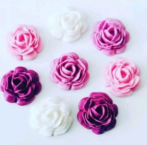 15 St. fondant Blumen Rosen caketpper Zuckerfiguren Tortendekoration - Bild 1 von 1
