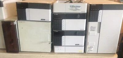 Shimadzu HPLC Foto 1 de 2