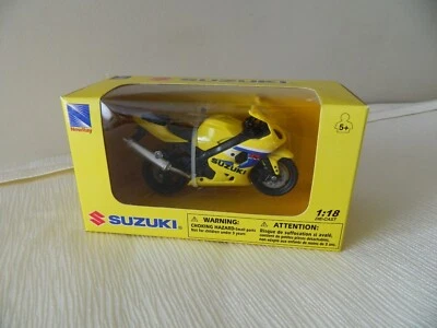 New SUZUKI GSX-R600 Motorcycle NEW-Ray Toy Yellow Color Age 5+ - Image 1 of 4