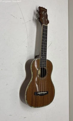 ukelele Mitchell Foto 1 de 4