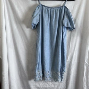 Old Navy Blue Chambray Denim Off Shoulder Eyelet Lace Hem Casual Dress Sz M - Picture 1 of 18