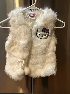 HELLO KITTY FURRY VEST - WHITE - SMALL - VG - Image 1 of 4
