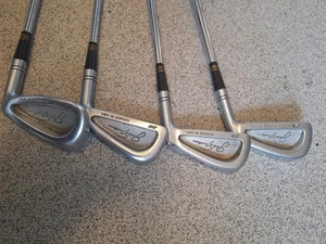 Macgregor JNP Jack Nicklaus Irons 3 - 9 + P Regular Shafts Right Handed 8 irons - Picture 1 of 9