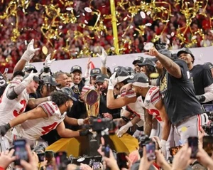 2024 OHIO STATE BUCKEYES Glossy 8x10 Photo National Champions Celebration Print - Picture 1 of 1