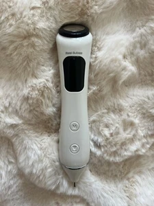 Multifunctional Spot Removal Pen W/ Warming And Cooling - Picture 1 of 6