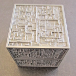 VTG 1994 Star Trek Next Generation Borg Ship Mini Playset w/Figurine - Bild 1 von 5