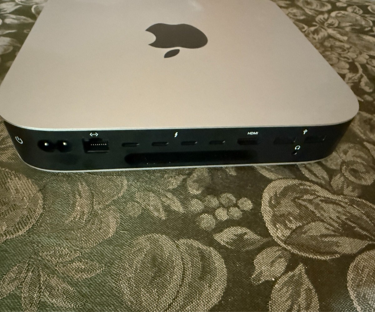 Apple Mac mini 16 GB RAM Apple Desktops & All-In-One Apple Mac mini 16 GB RAM Apple Desktops & All-In-One