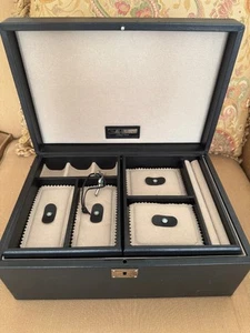 Tiffany & Co Large Jewlery Storage Travel Box Rare with keys - Picture 1 of 17