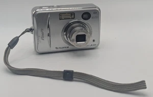 Fujifilm FinePix A345 4.1MP Digital Camera - Silver  Tested Working  - Picture 1 of 11