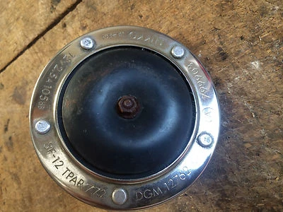 Оригинальный сигнальный гудок от мотоцикла SUZUKI GS1000GL 1981 года выпуска - Изображение 1 из 3