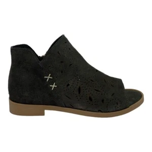 PC5 Coolway Nelia Peep Toe Gladiator Sandals Gray Suede Perforated Flats 5 - Picture 1 of 8