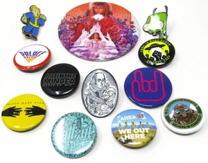 Novelty Pins David Bowie Area 51 Bigfoot Shakespeare Lot of 12 VGC Hot Topic FS - Picture 1 of 10