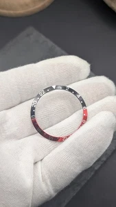 GMT Bezel Insert Black & Red “Coke” – Compatible with Rolex GMT-Master II 16710 - Imagen 1 de 3