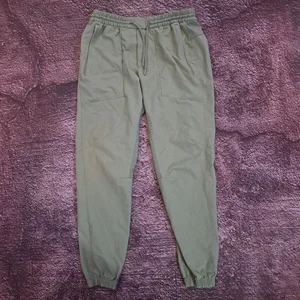 Pantalones para hombre Lululemon verde medio - Imagen 1 de 7