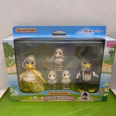 Sylvanian Families Duck Family Figures Set Toy Doll House Collectible Item - Image 1 of 4