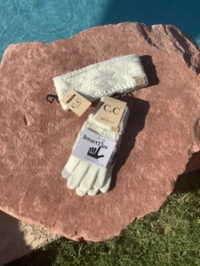 KID C.C Cream Cable Knit Head Infinity Wrap & Touchscreen Glove Set - Picture 1 of 3