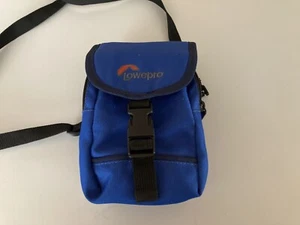 LowePro compact camera / lens case - shoulder strap or belt - blue bag - Picture 1 of 6