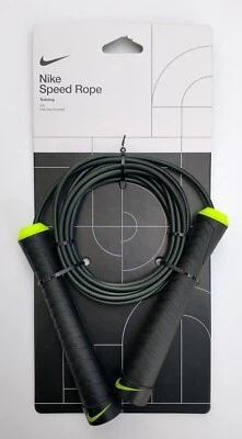 Cuerda de velocidad Nike para entrenamiento cuerda de 9 pies ajustable negra con verde neón  Foto 1 de 3