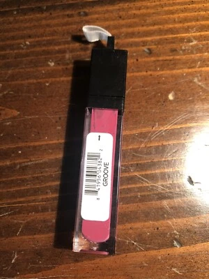 Ranura de brillo de labios Pure Romance Obsessed Foto 1 de 4