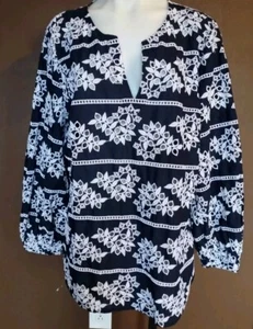 Chico Size 3 Blue White Eyelet  Long Sleeve Womens Blouse Top Soft And Comfy - Picture 1 of 3