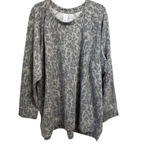 LIVI ACTIVE Size 30/32 Gray Animal Print Sweatshirt Lounge Comfort NWT - Picture 1 of 6