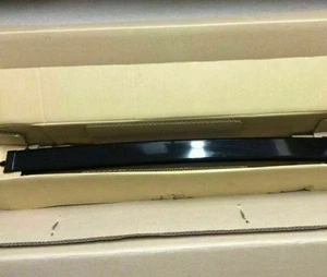 Gancho de moldura de techo central Nissan 300ZX FairladyZ Z32 90-96 OEM genuino - Imagen 1 de 5