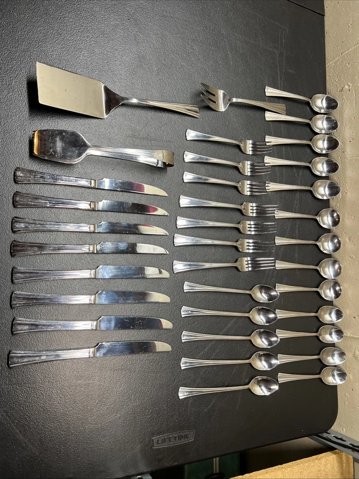 Reed & Barton Stainless Steel Flatware Radiance 36Pc. Set - Image 1 of 4
