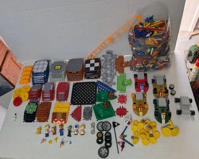 K'nex Battery motorized Vehicle  super Mario Carts / Building Set / Lot / 7Lbs+ - Image 1 of 4