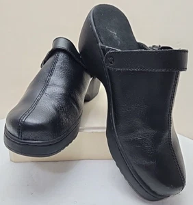 UA Footwear Womens Size 8M Slip on Clogs Black Leather Ashley FL232B-168S - Picture 1 of 16