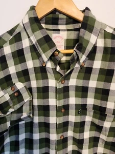 Brooks Brothers 346 Men's Large Green White Plaid Ling Sleeve Soft Feel Shirt - Picture 1 of 6