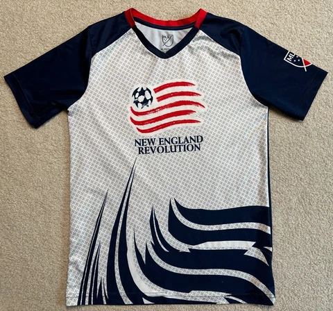 New England Revolution Boy's Soccer Jersey T-Shirt Youth XL Cover