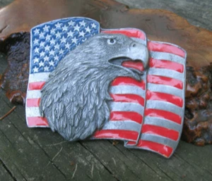 Vintage neu Siskiyou Adler über Flagge Gürtelschnalle Western-Design mehrfarbig Emaille - Bild 1 von 7