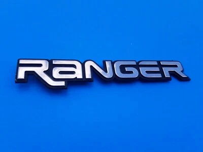 98 99 00 01 02 03 04 05 FORD RANGER GUARDABARROS LATERAL EMBLEMA LOGOTIPO INSIGNIA USADO FABRICANTE DE EQUIPOS ORIGINALES A7 Foto 1 de 3