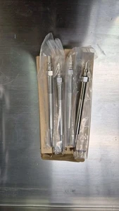 hyundai 1.6 crdi D4FE glow plugs Part On. 367102U000  - Picture 1 of 4